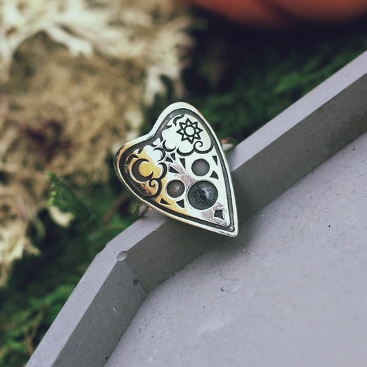 Planchette Ring