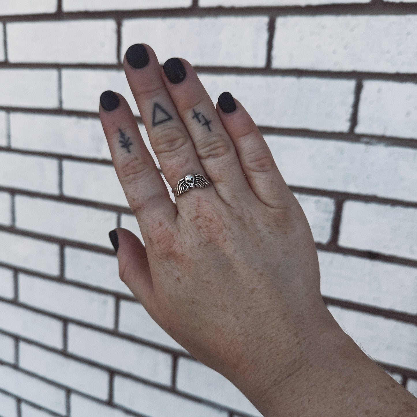 Headstone Skull Ring