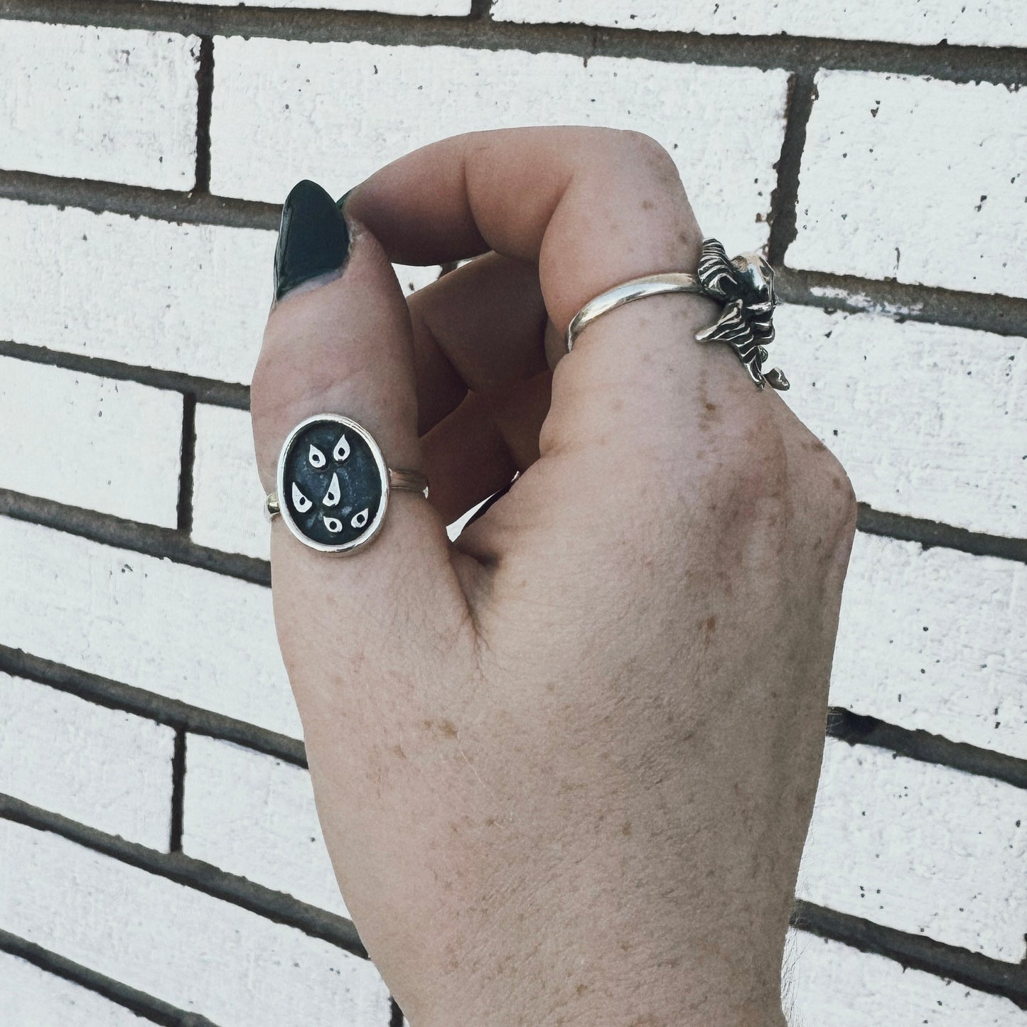 Spooky Eyes Ring