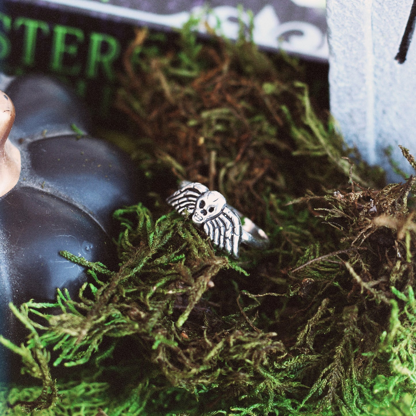 Headstone Skull Ring