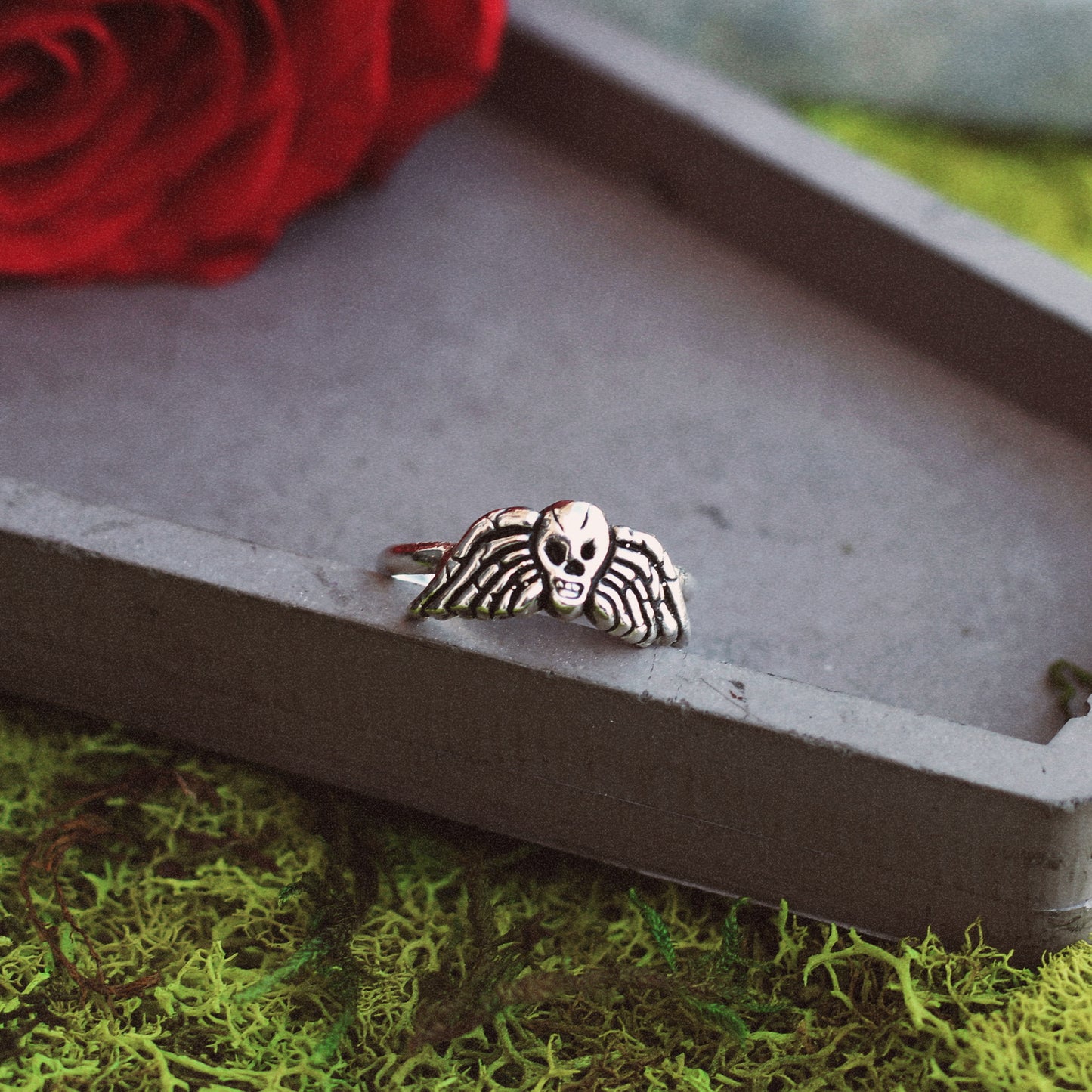 Headstone Skull Ring