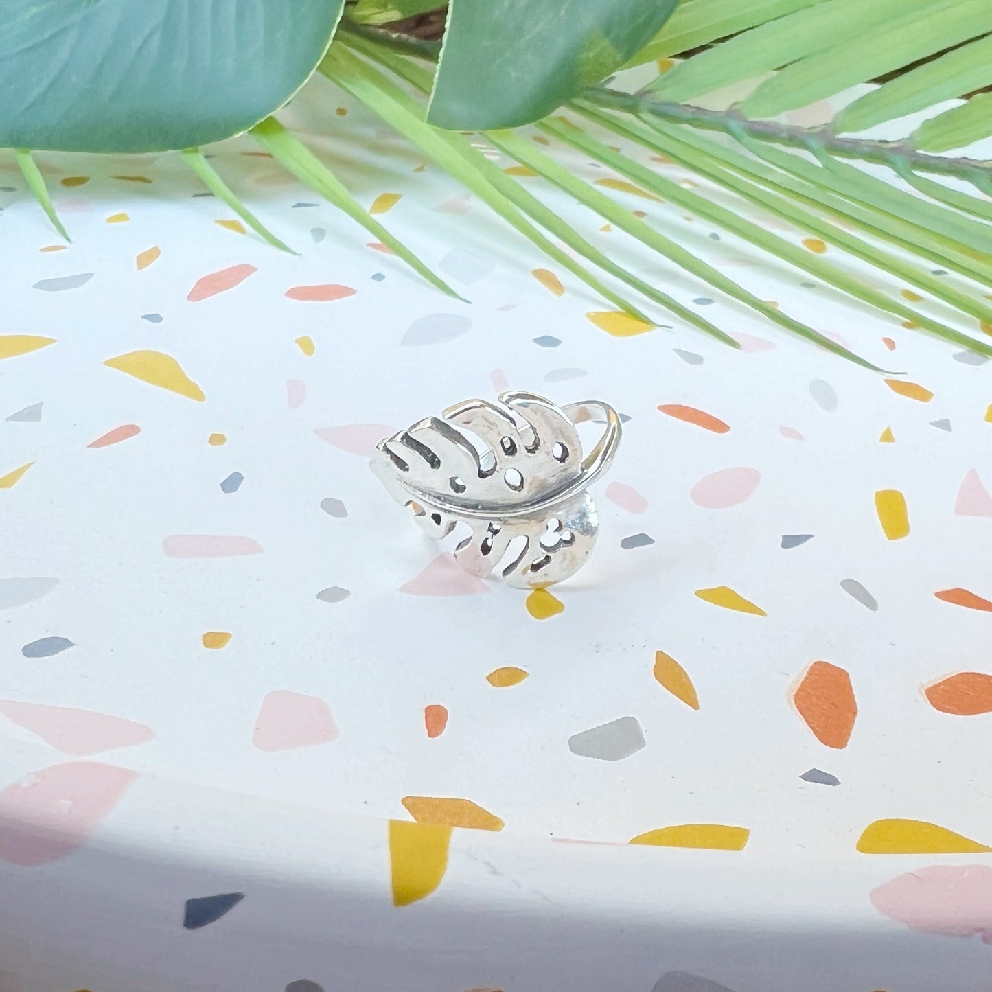 Moustera Ring