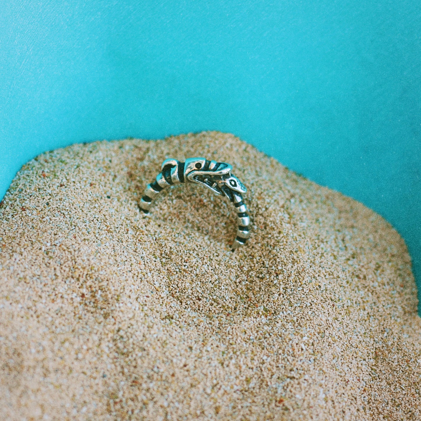 Sandworm Ring