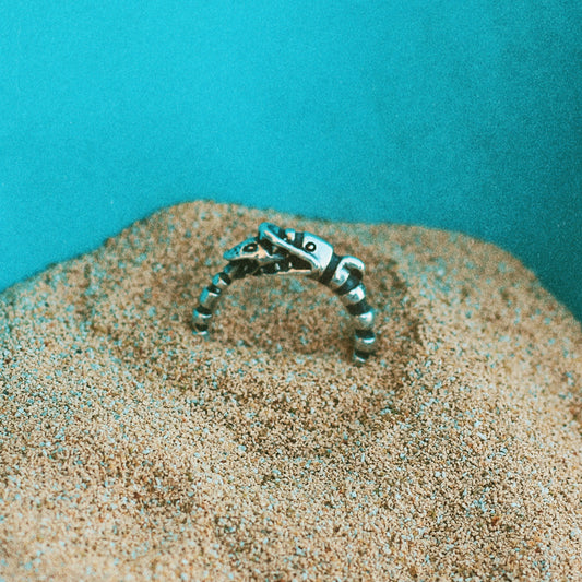 Sandworm Ring