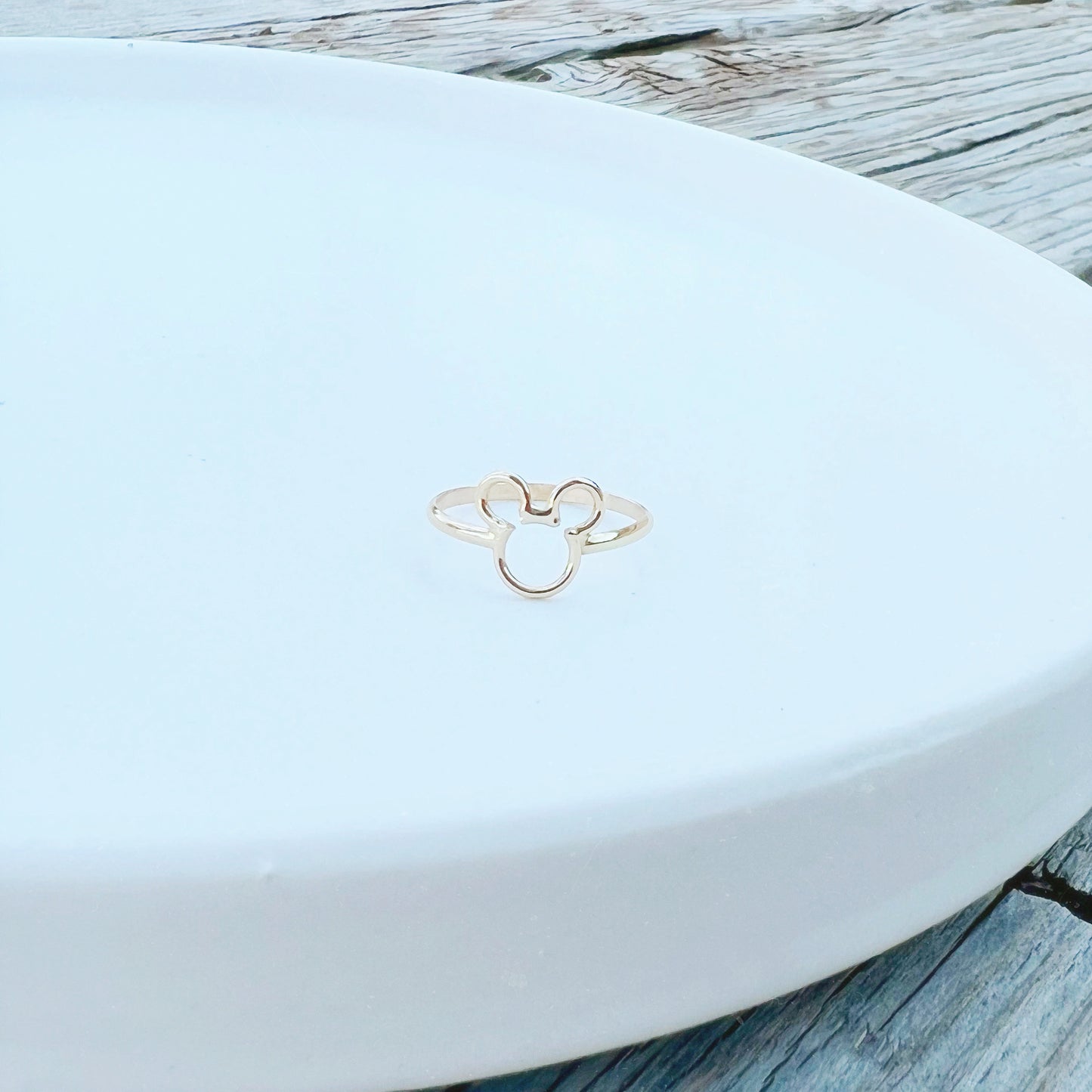 14K Gold Mouse Outline Ring